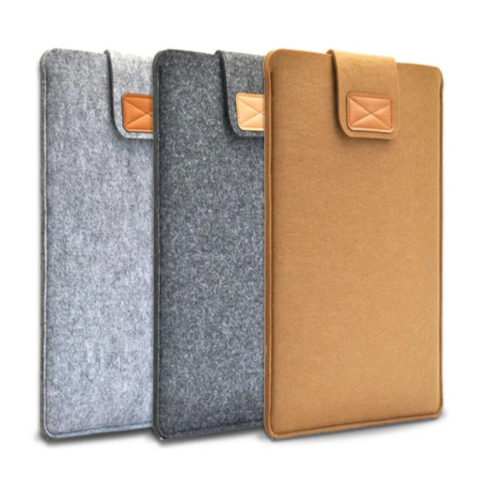 11 Inch Vertical Felt Laptop / Tablet Sleeve Bag
