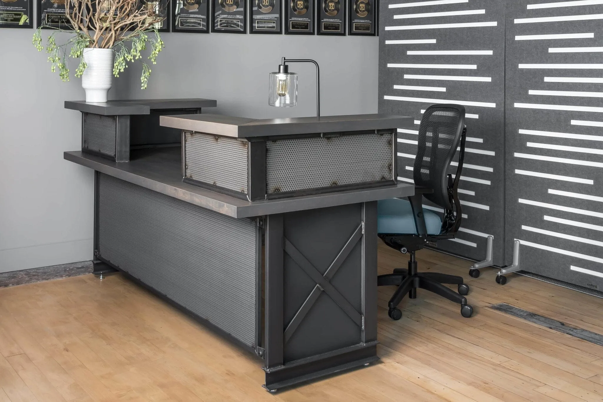 Carruca Modern Industrial Reception Desk - Steel Base - Wood Top - L Shape
