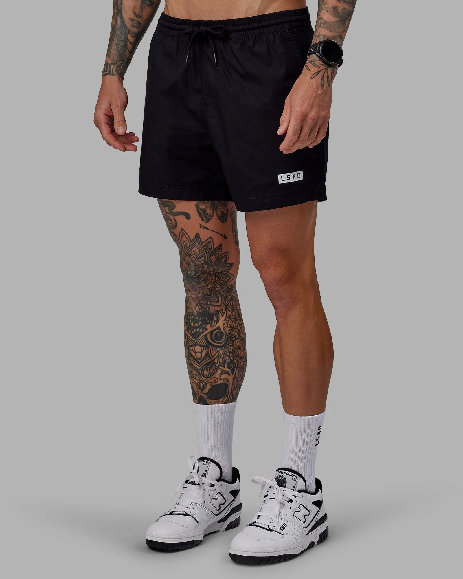 Daily 5" Shorts - Black-White